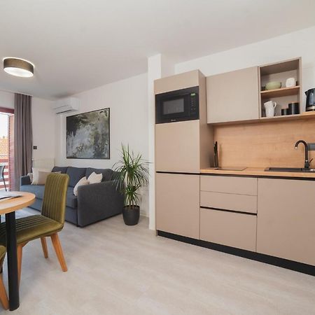 St. Martin'S Apartments Grkavescak Extérieur photo
