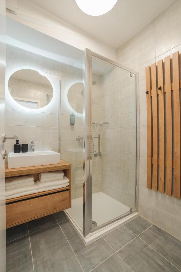 St. Martin'S Apartments Grkavescak Extérieur photo