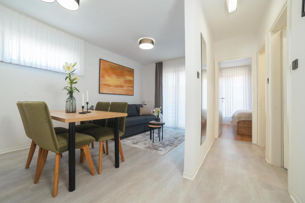St. Martin'S Apartments Grkavescak Extérieur photo